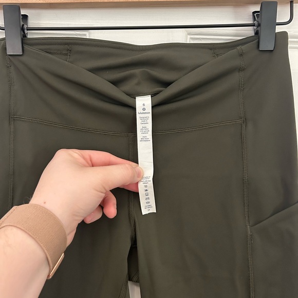 Lululemon Dark Olive Speed Up Crop 21” Medium Rise Athletic Workout Legging - Picture 5 of 15